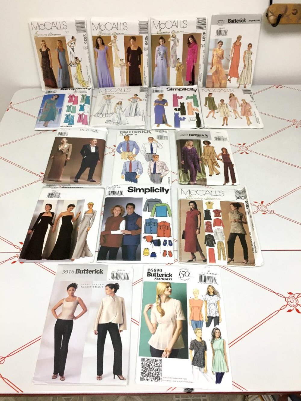 Lot #1 - 16 Women's & Men's Sewing Patterns - Sizes 12-20